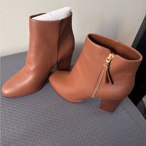 Michel Kors Tan Ankle Boots